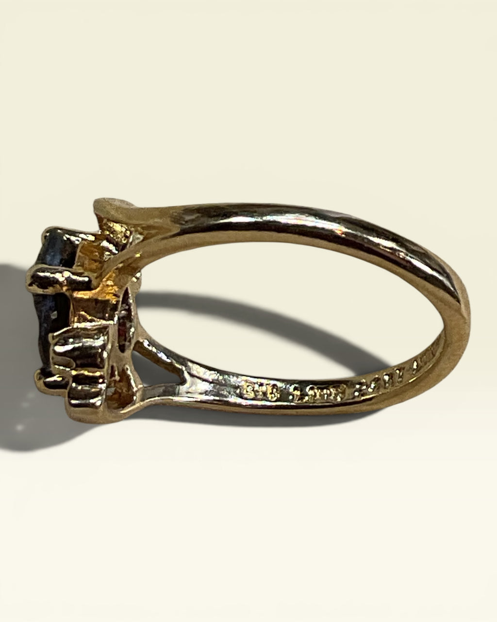 Vintage Lindenwold 24K Hard Gold Electroplate (HGE) Garnet & Diamond Ring - Estate Sale (Great Condition)