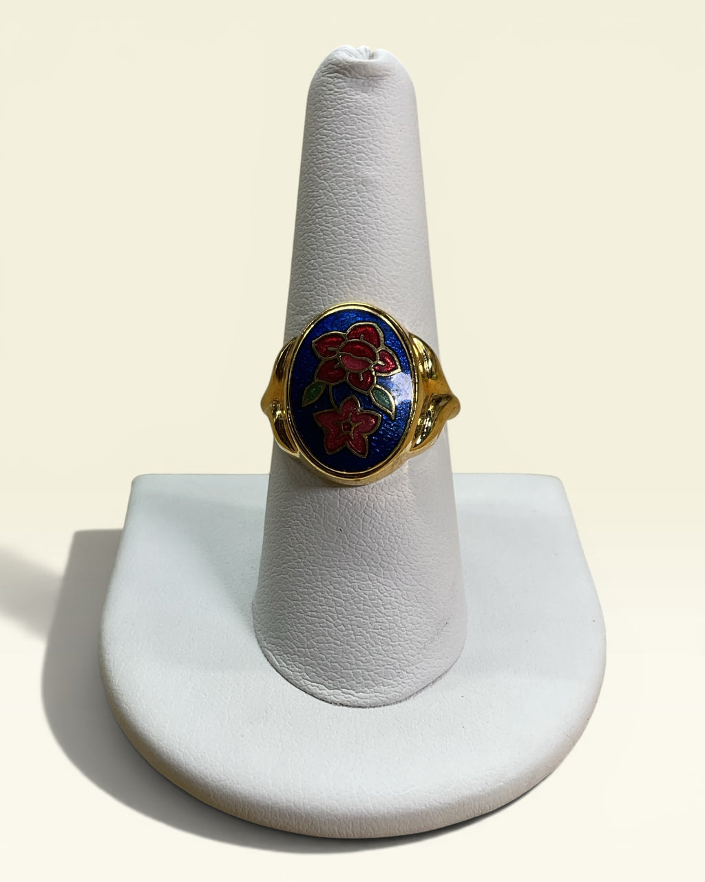 Avon "Romantic Cloisonné Ring circa 1989 - Estate Sale (Great Condition)