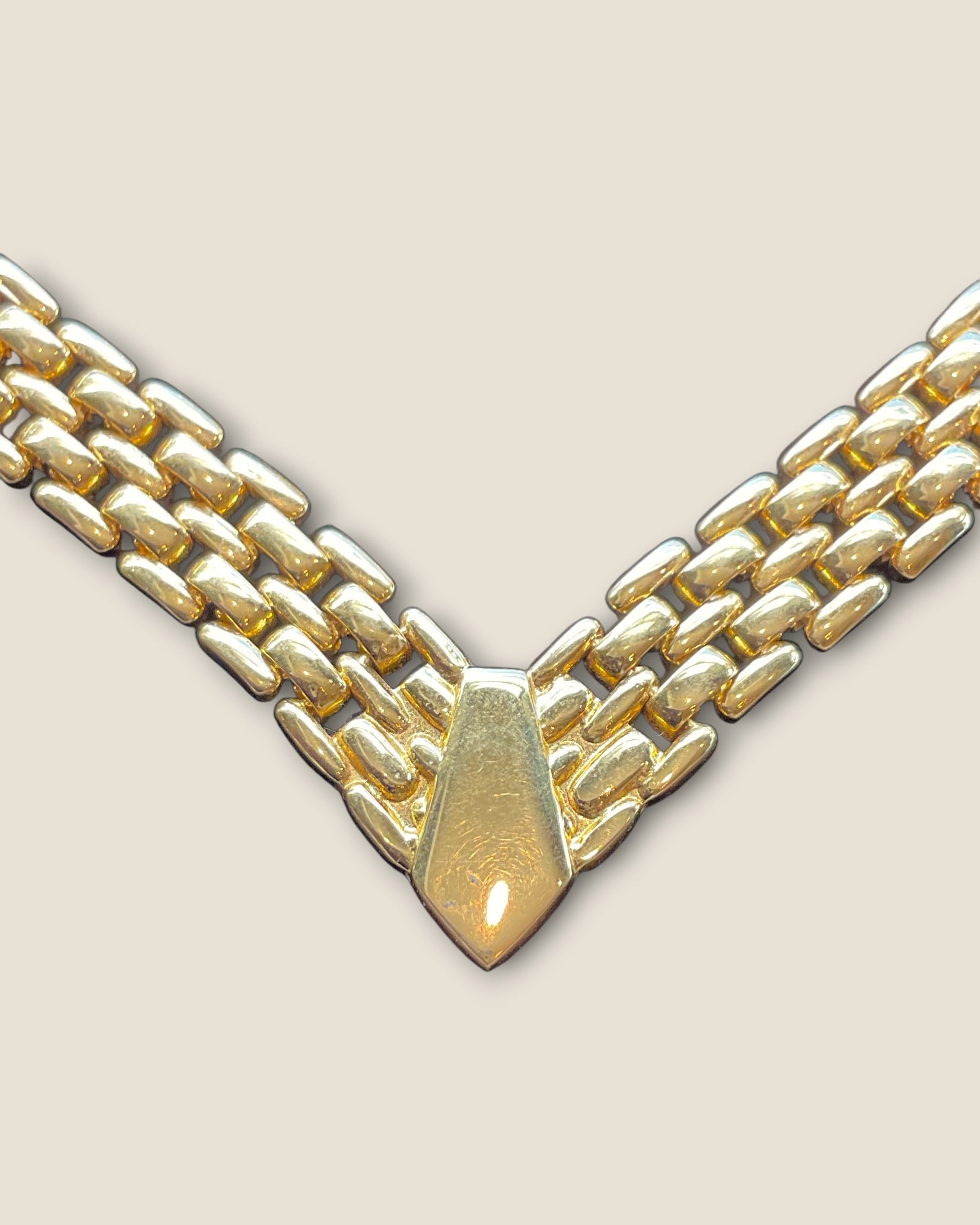 Napier 1980’s 16” V-Chain Necklace in Gold Tone - Estate Sale (Great Condition)
