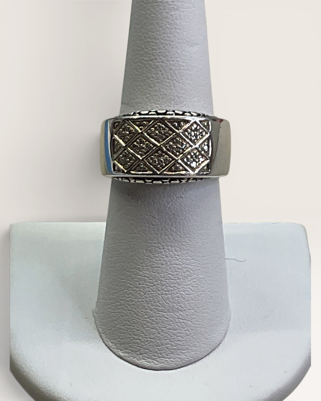 Michael Dawkins Sterling Silver Lattice Ring Featuring Pavé Diamonds - Estate Sale (Great Condition)