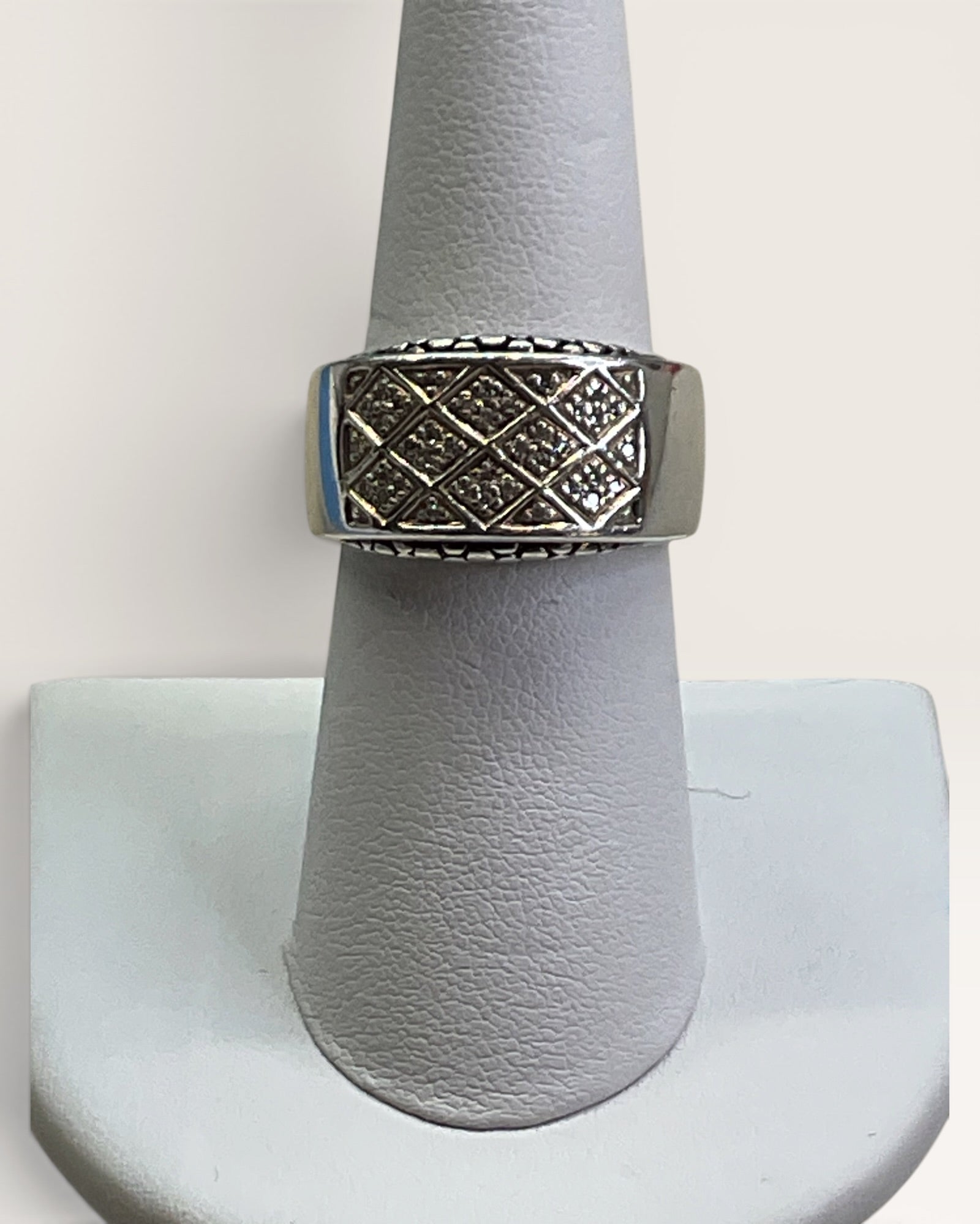 Michael Dawkins Sterling Silver Lattice Ring Featuring Pavé Diamonds - Estate Sale (Great Condition)