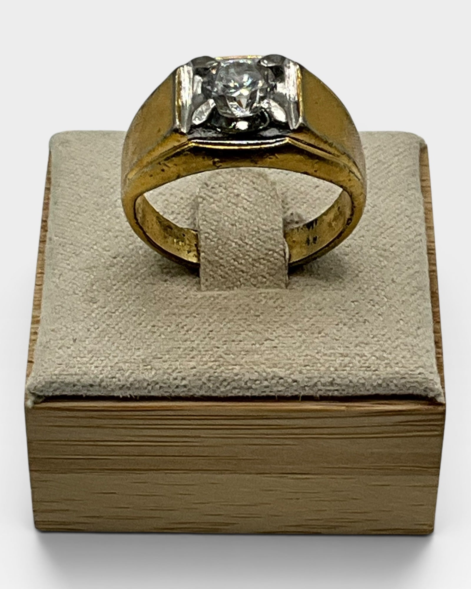 Vintage Gypsy Style Cubic Zirconia Ring - Estate Sale (Great Condition)