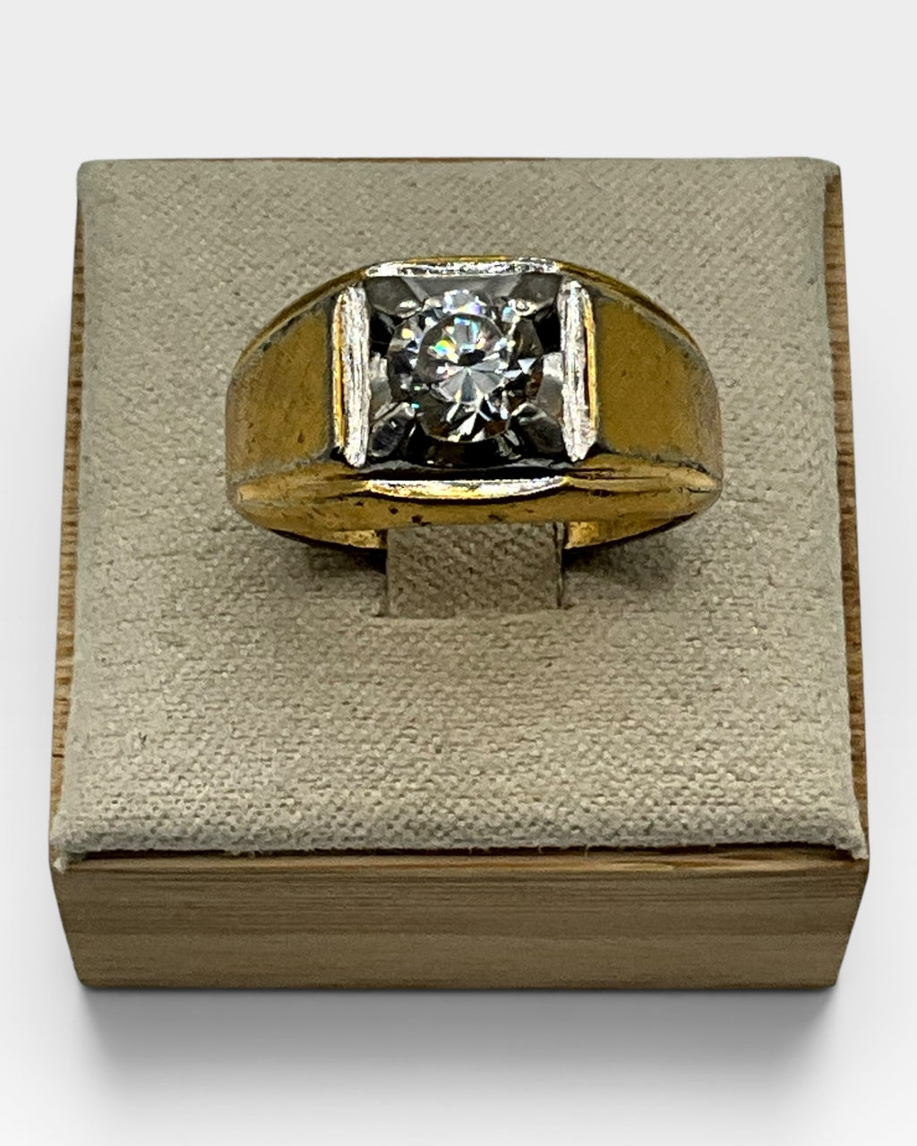 Vintage Gypsy Style Cubic Zirconia Ring - Estate Sale (Great Condition)