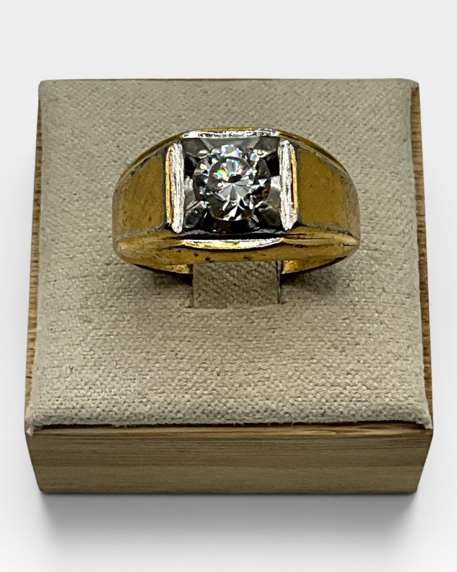 Vintage Gypsy Style Cubic Zirconia Ring - Estate Sale (Great Condition)