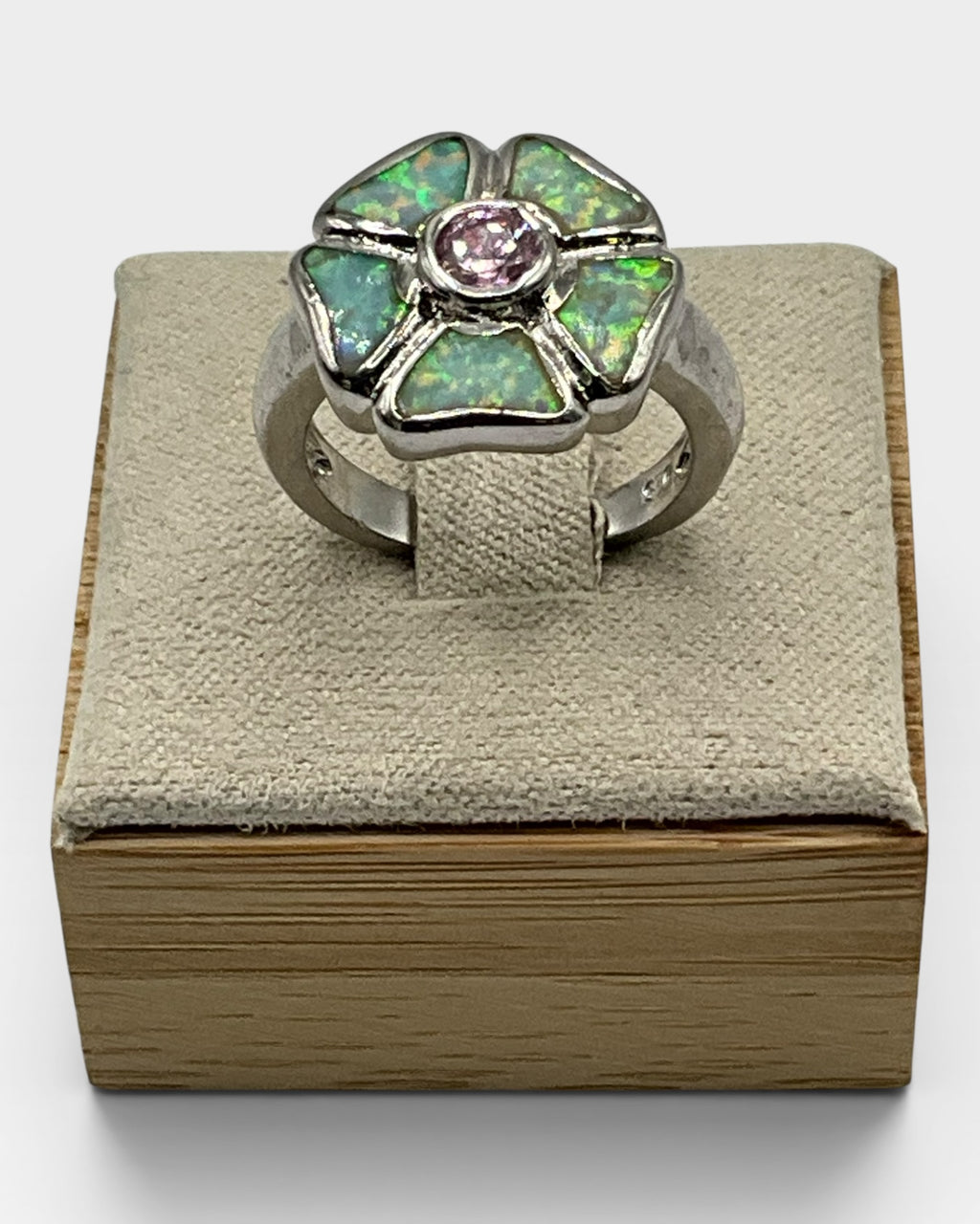 Opal Inlay Sterling Flower Ring - Estate Sale (Great Condition)