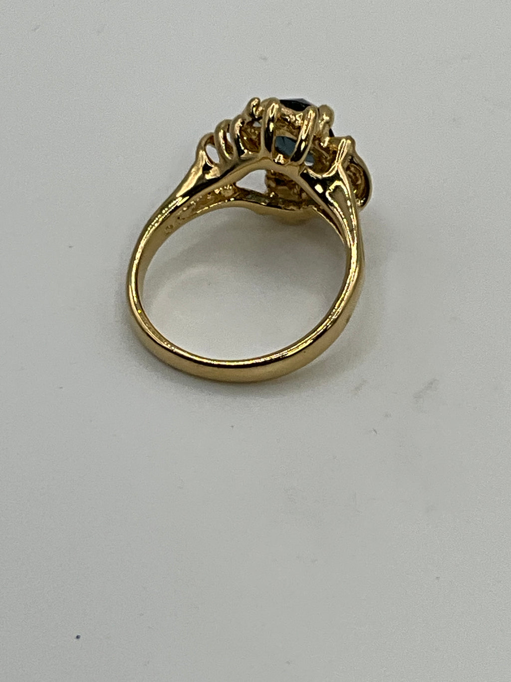 Gold Tone Blue Sapphire-Look Ring | Vintage Style Halo Ring - Estate Sale (Great Condition)