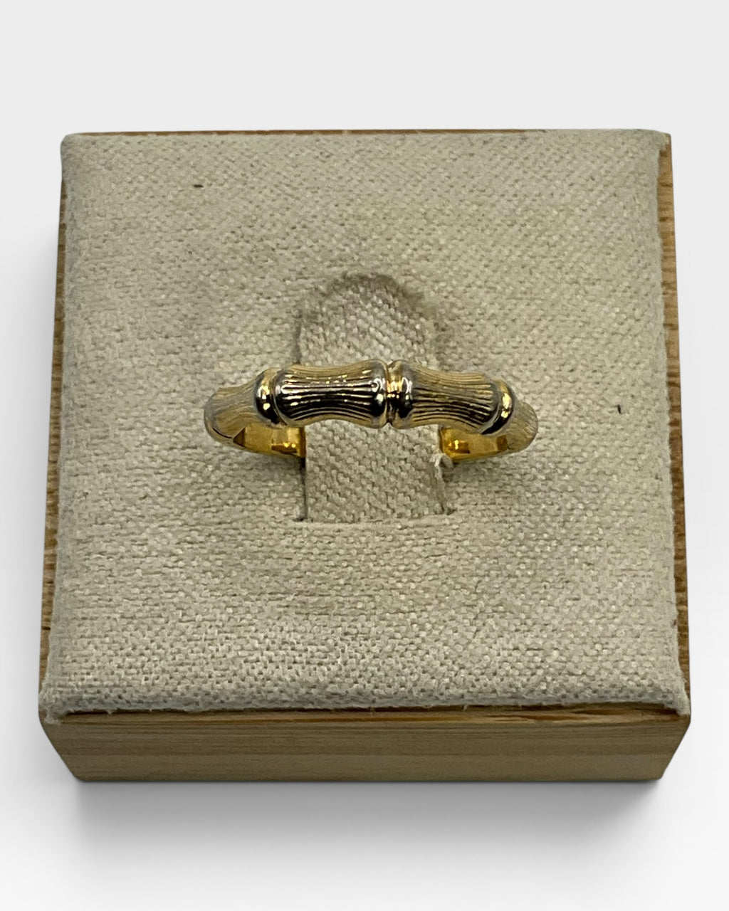 Vintage Avon Dainty Textured Bamboo Yellow Gold Toned Band Ring - Estate Sale (Great Condition)