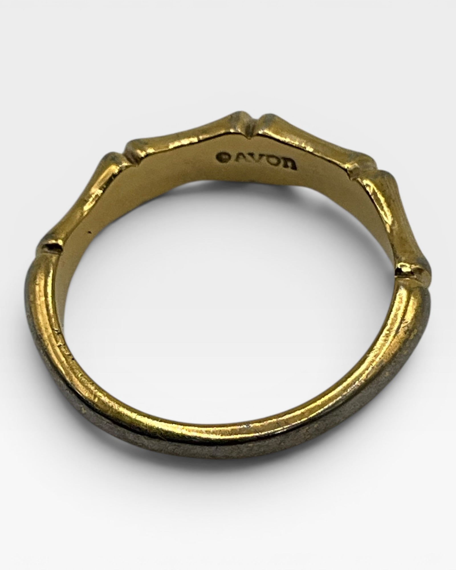 Vintage Avon Dainty Textured Bamboo Yellow Gold Toned Band Ring - Estate Sale (Great Condition)