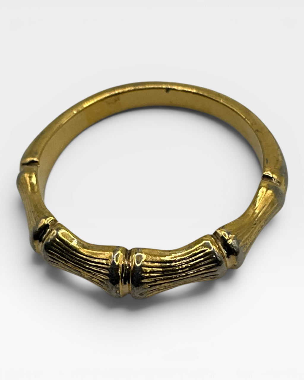Vintage Avon Dainty Textured Bamboo Yellow Gold Toned Band Ring - Estate Sale (Great Condition)