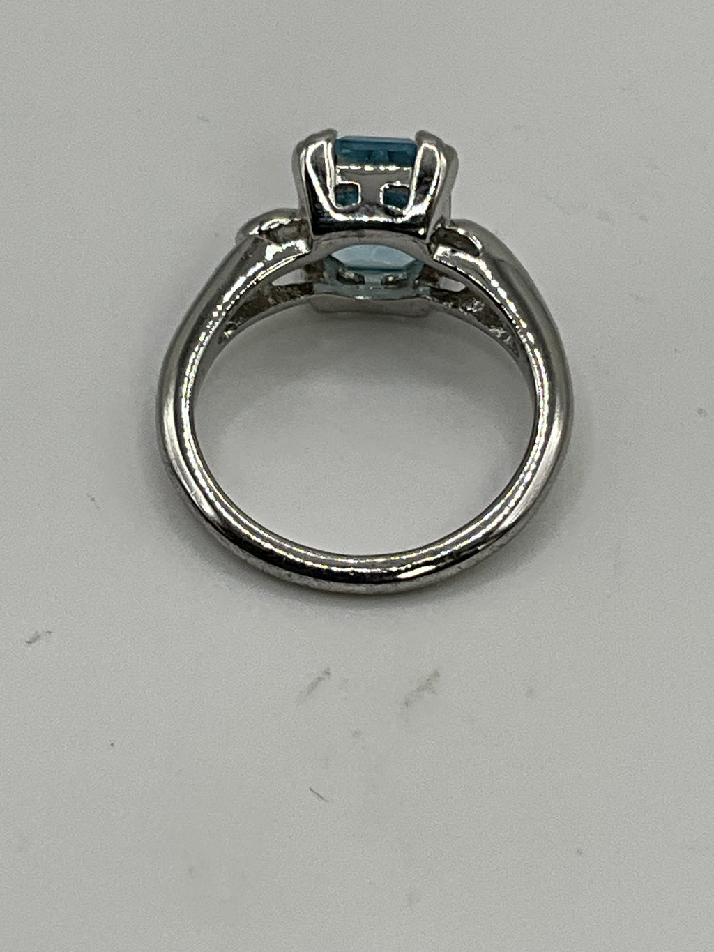 Avon Emerald-Cut Blue Stone Ring - Estate Sale (Great Condition)