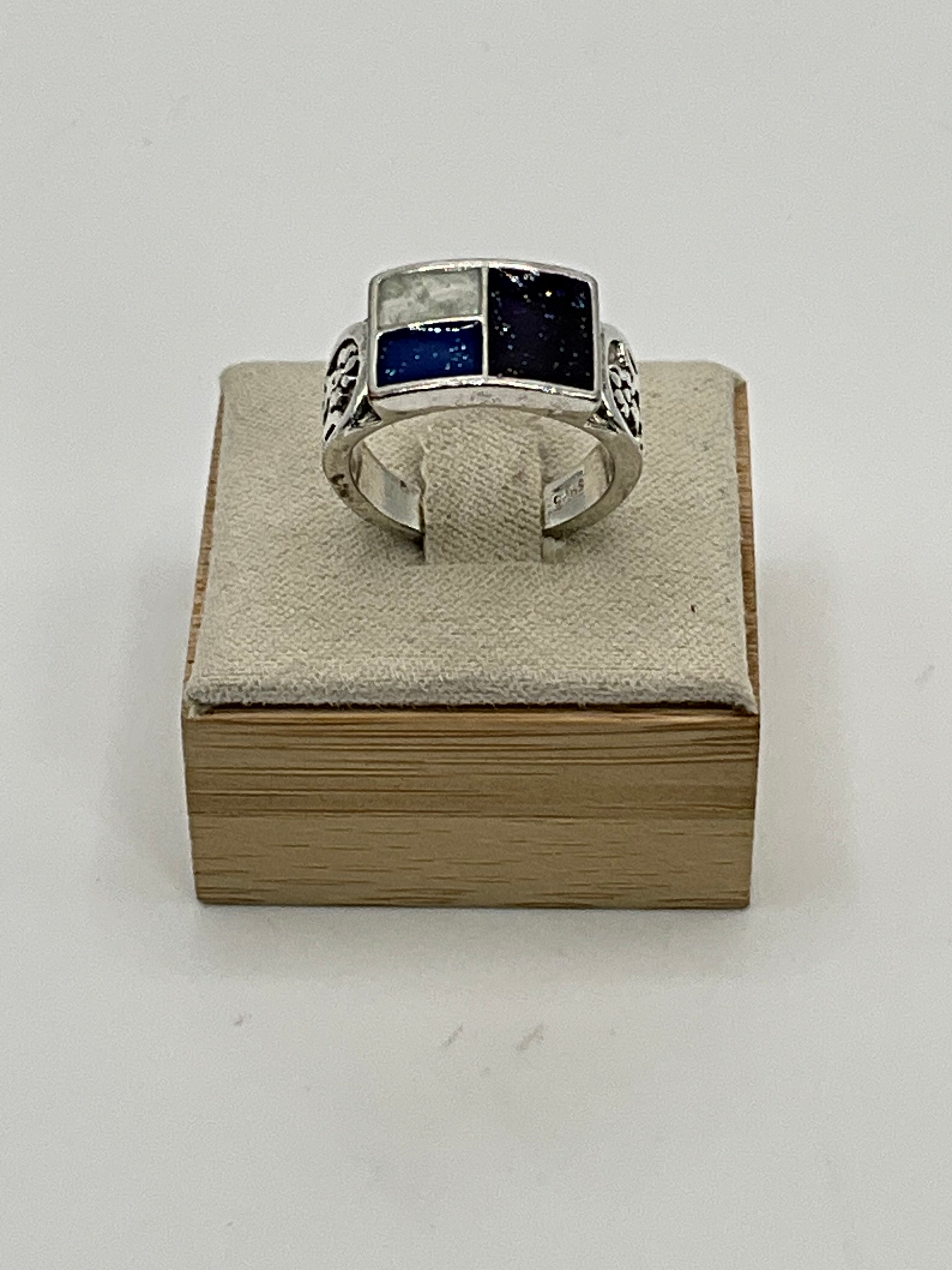 Vintage 925 Sterling Silver Blue Enamel Inlay Signet Ring - Estate Sale (Great Condition)