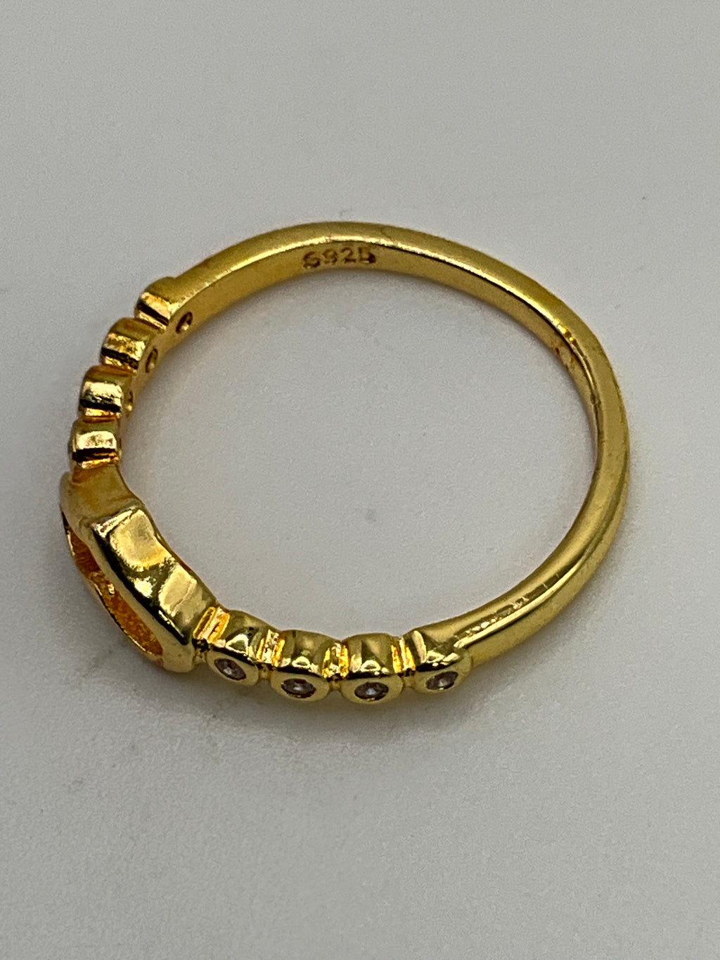 Simple Heart Shaped Ring - Estate Sale (Great Condition)