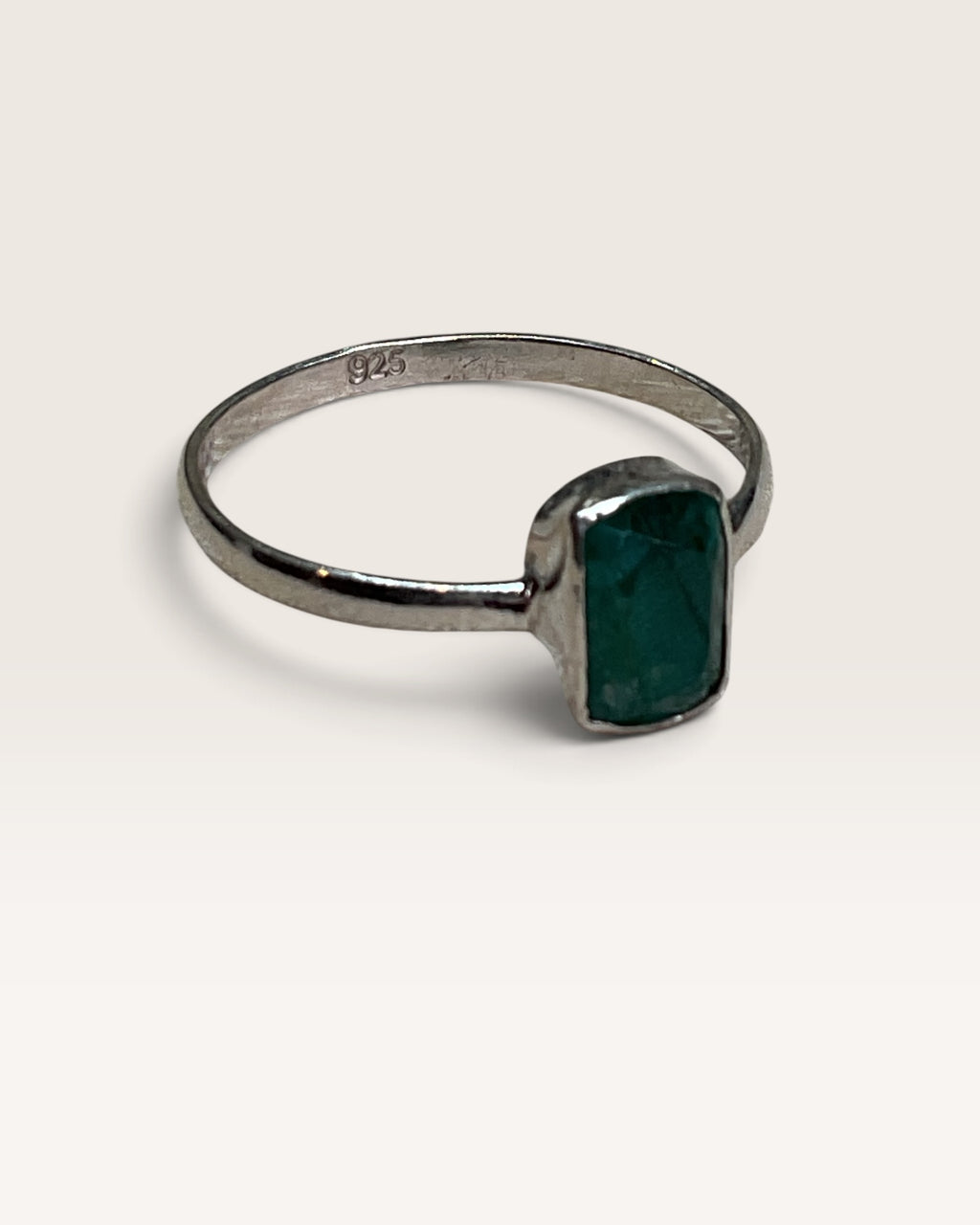 Sterling Silver Natural Green Emerald Gemstone Ring