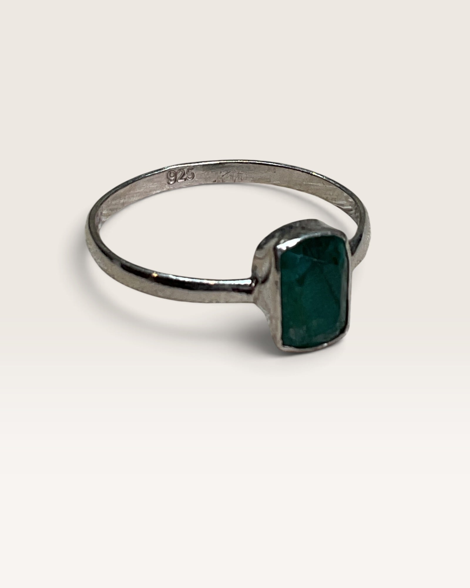 Sterling Silver Natural Green Emerald Gemstone Ring