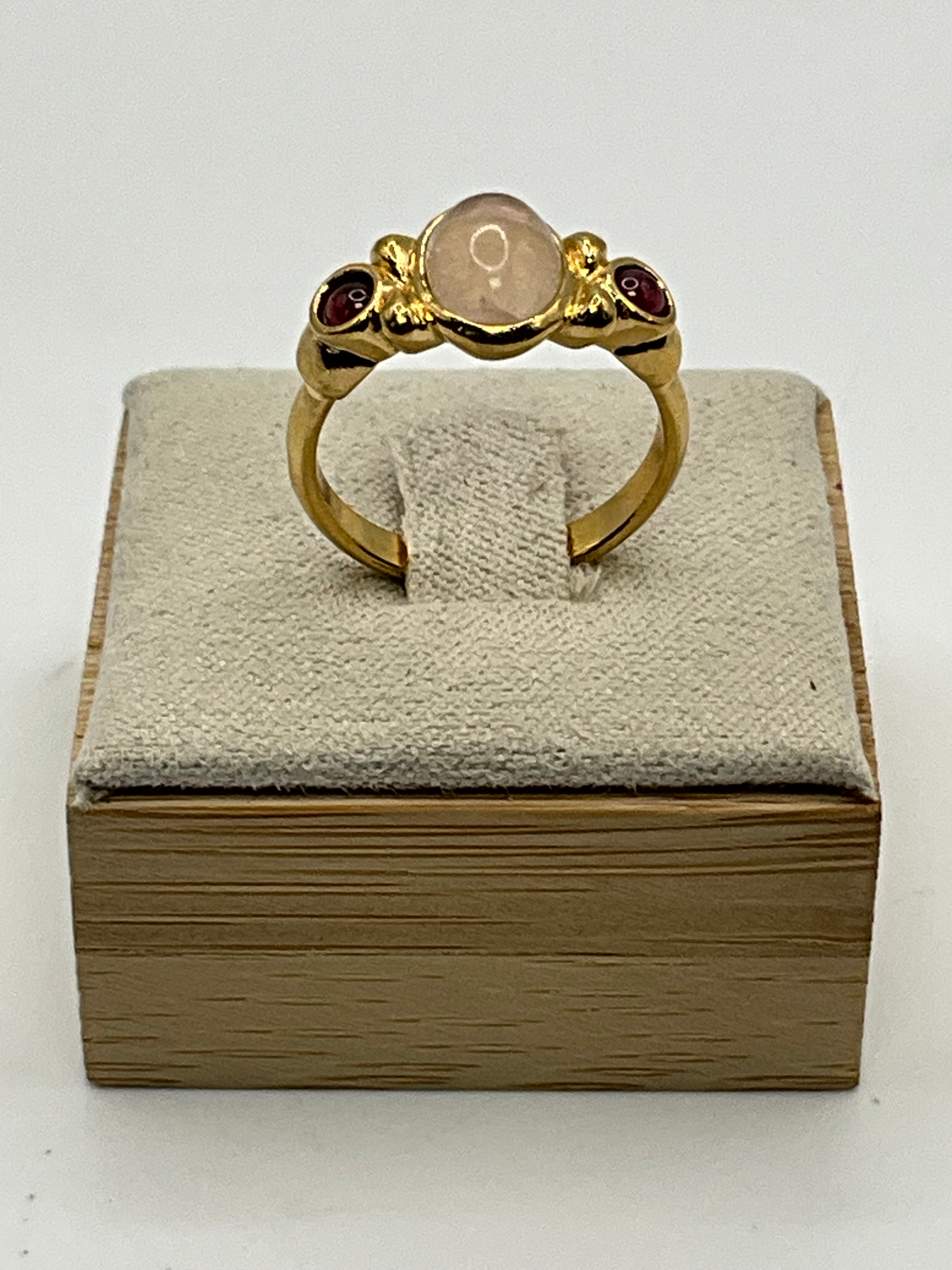 Avon Garnet & Rose Quartz Gold Tone Ring - Estate Sale (Great Condition)