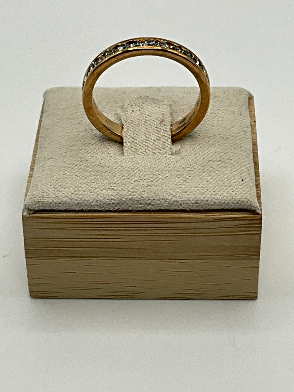 Avon Gold-tone And Pave CZ Ring Band  - Estate Sale (Great Condition)