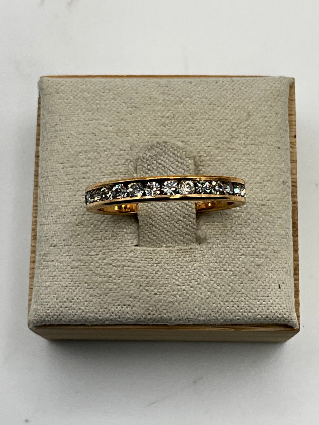 Avon Gold-tone And Pave CZ Ring Band  - Estate Sale (Great Condition)