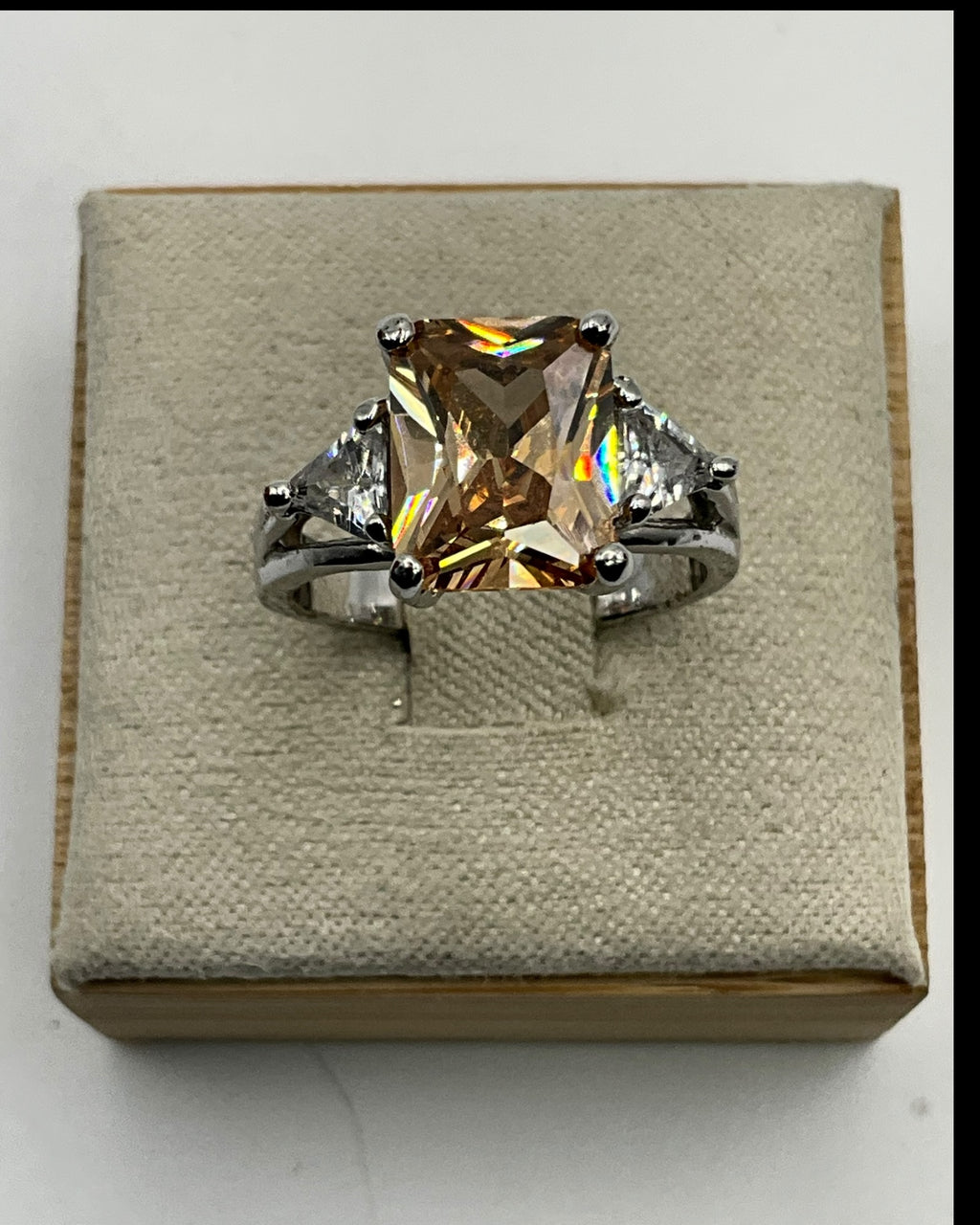 Sterling Silver 925 Yellow Topaz & Cubic Zirconia Ring - Estate Sale (Great Condition)