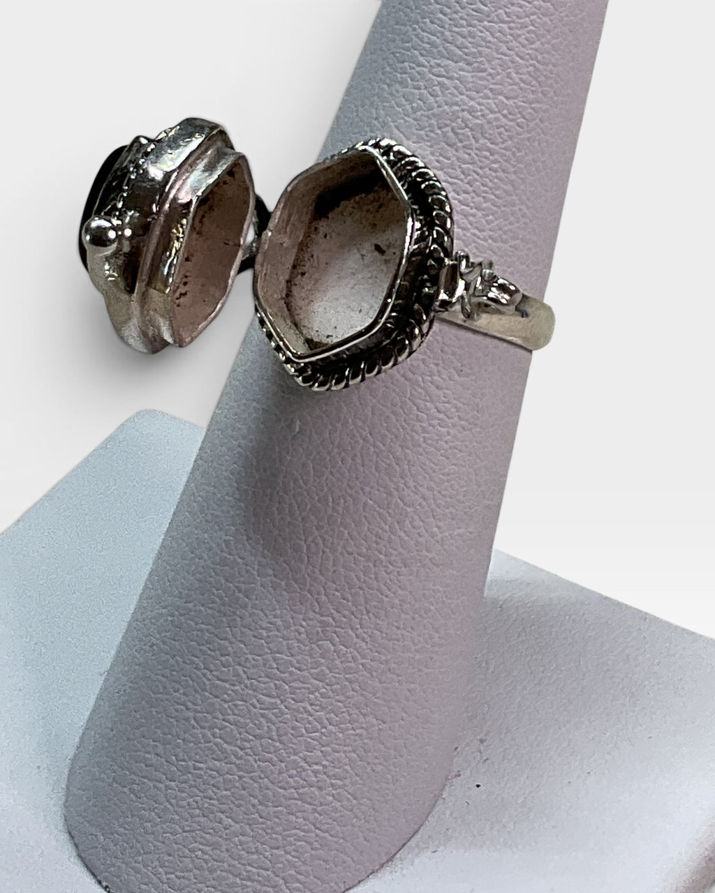Sterling Silver Natural Black Onyx Gemstone Poison Ring
