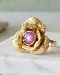 Vintage 1950s 14K Gold Rose Blossom Ring with Synthetic Linde Star Sapphire - Estate Sale (Good Condition)