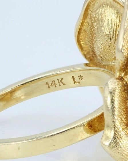 Vintage 1950s 14K Gold Rose Blossom Ring with Synthetic Linde Star Sapphire - Estate Sale (Good Condition)