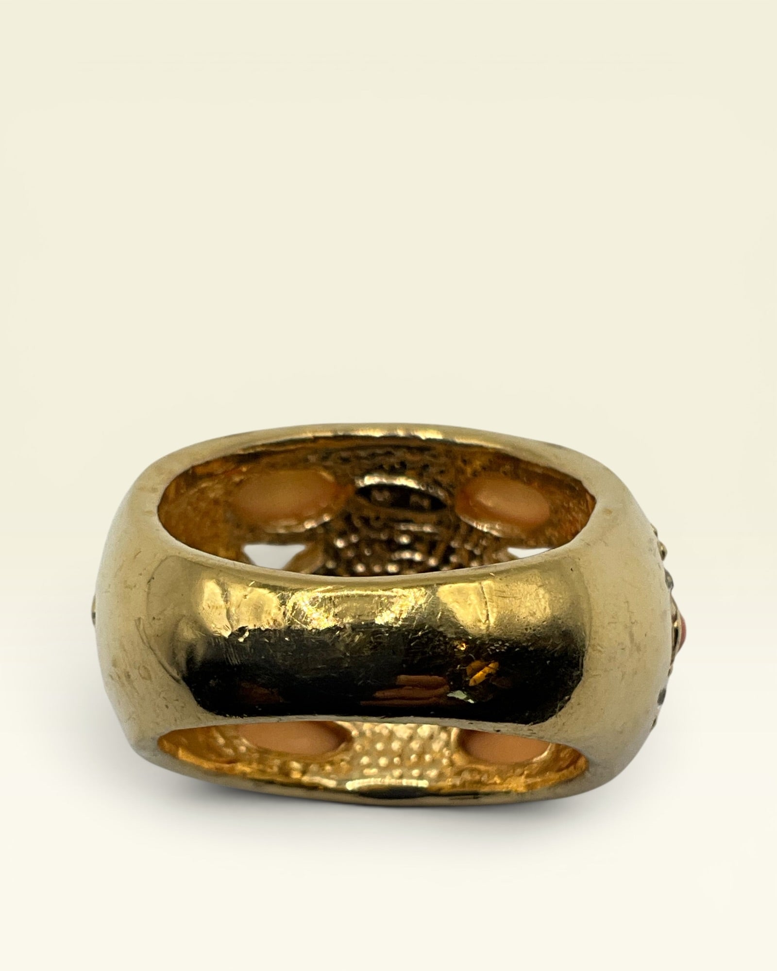 Bold Coral & Cream Cabochon Cocktail Ring - Estate Sale (Great Condition)