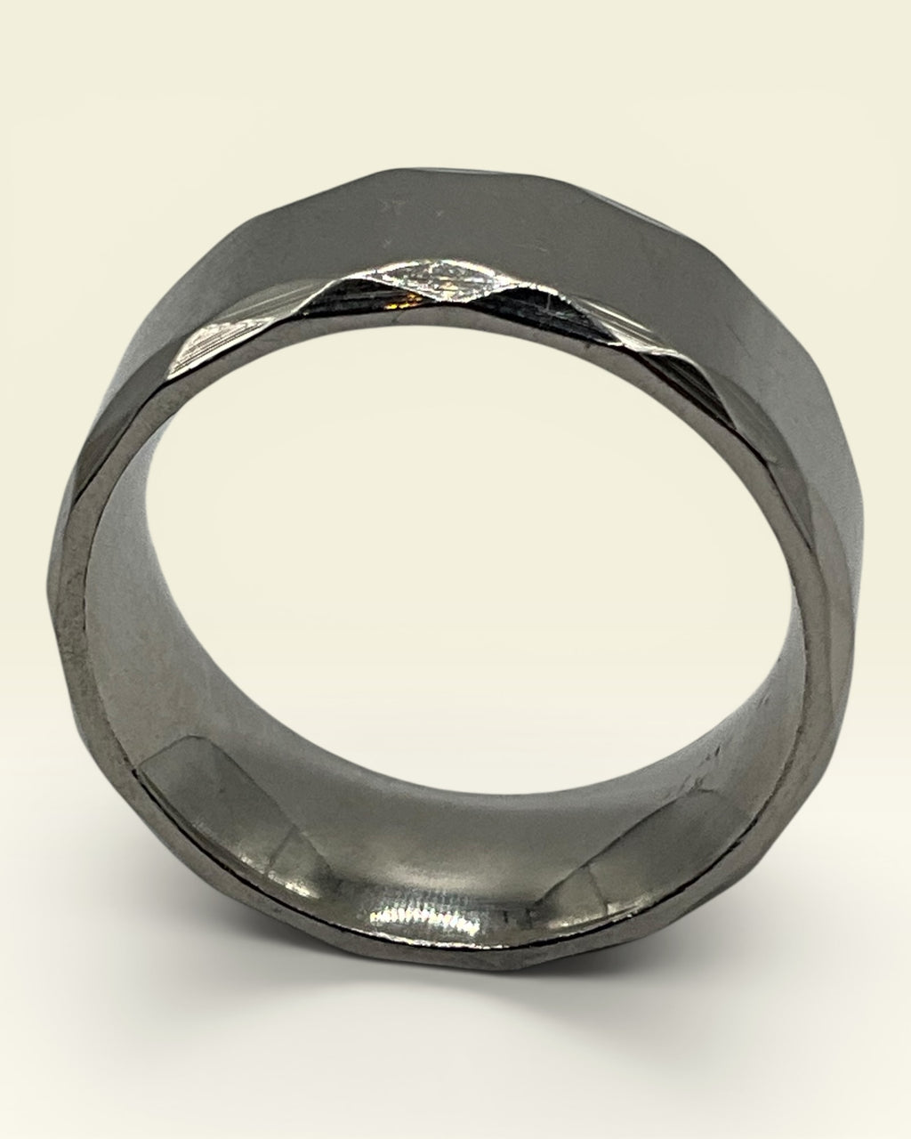 Modern Faceted Silver Tone Band Ring – Minimalist Unisex Statement Band - Estate Sale (Great Condition)