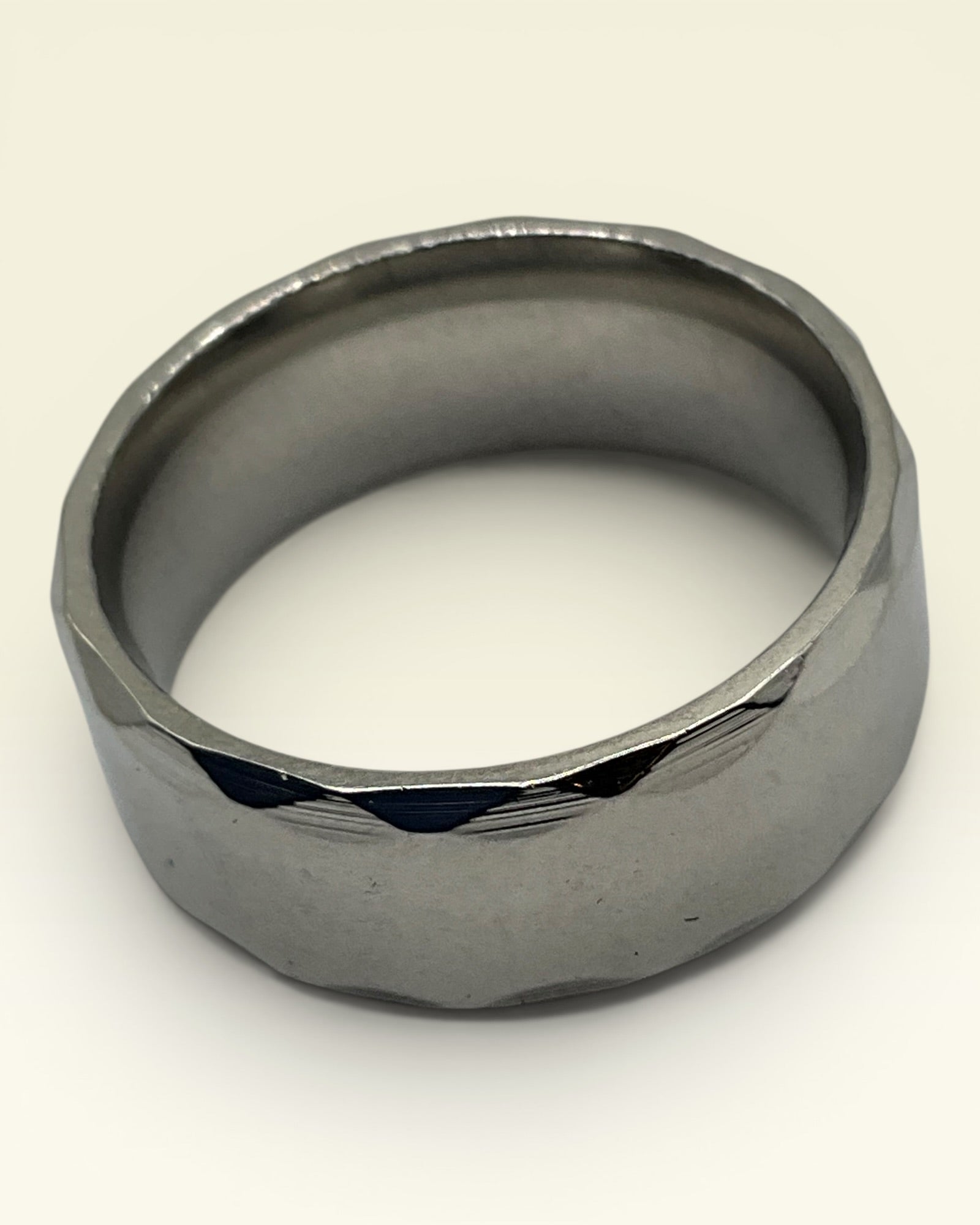 Modern Faceted Silver Tone Band Ring – Minimalist Unisex Statement Band - Estate Sale (Great Condition)