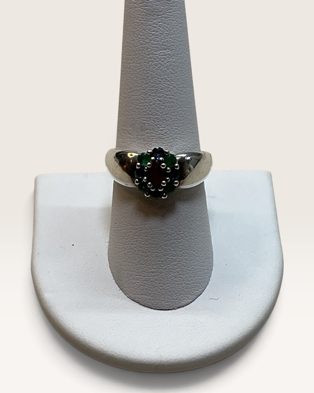 Vintage Sterling Silver Ruby and Emerald Multi-Gemstone Cluster Ring - Pre-Loved