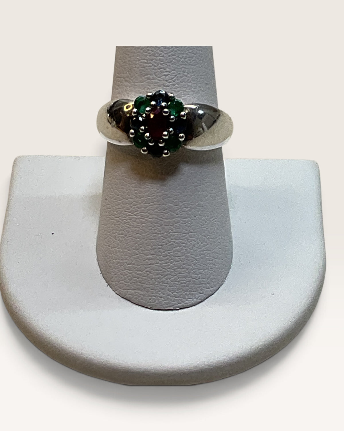 Vintage Sterling Silver Ruby and Emerald Multi-Gemstone Cluster Ring - Pre-Loved