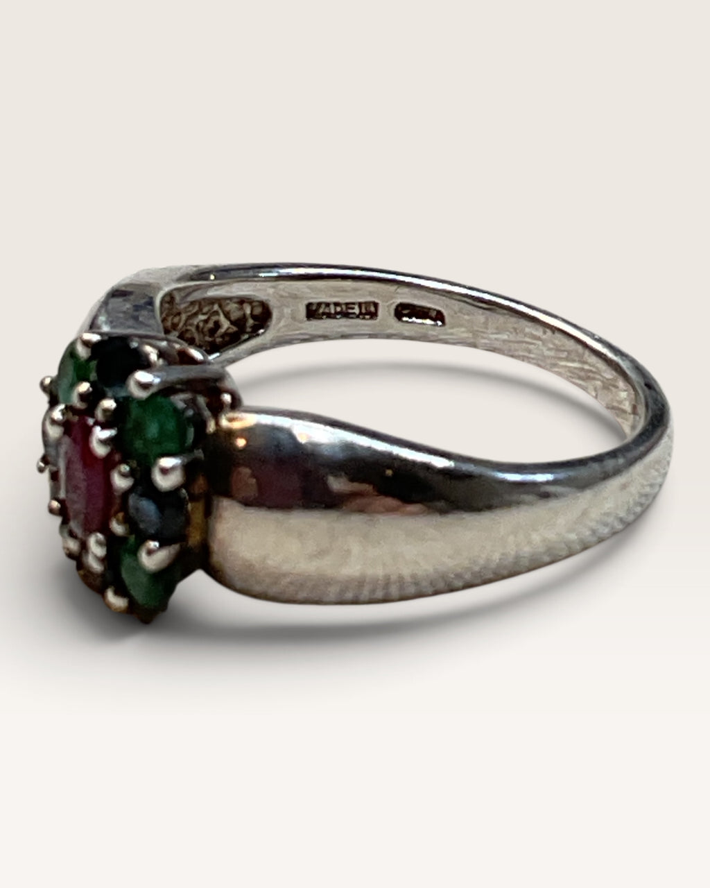 Vintage Sterling Silver Ruby and Emerald Multi-Gemstone Cluster Ring - Pre-Loved