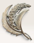 Vintage Silver Tone Trifari Brooch - Pre-Loved