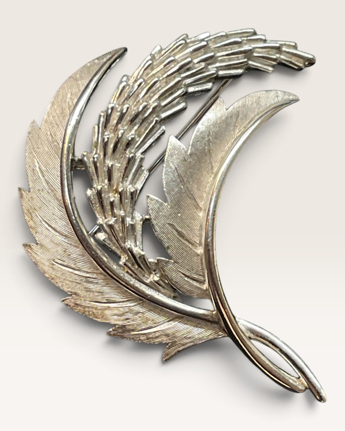 Vintage Silver Tone Trifari Brooch - Pre-Loved