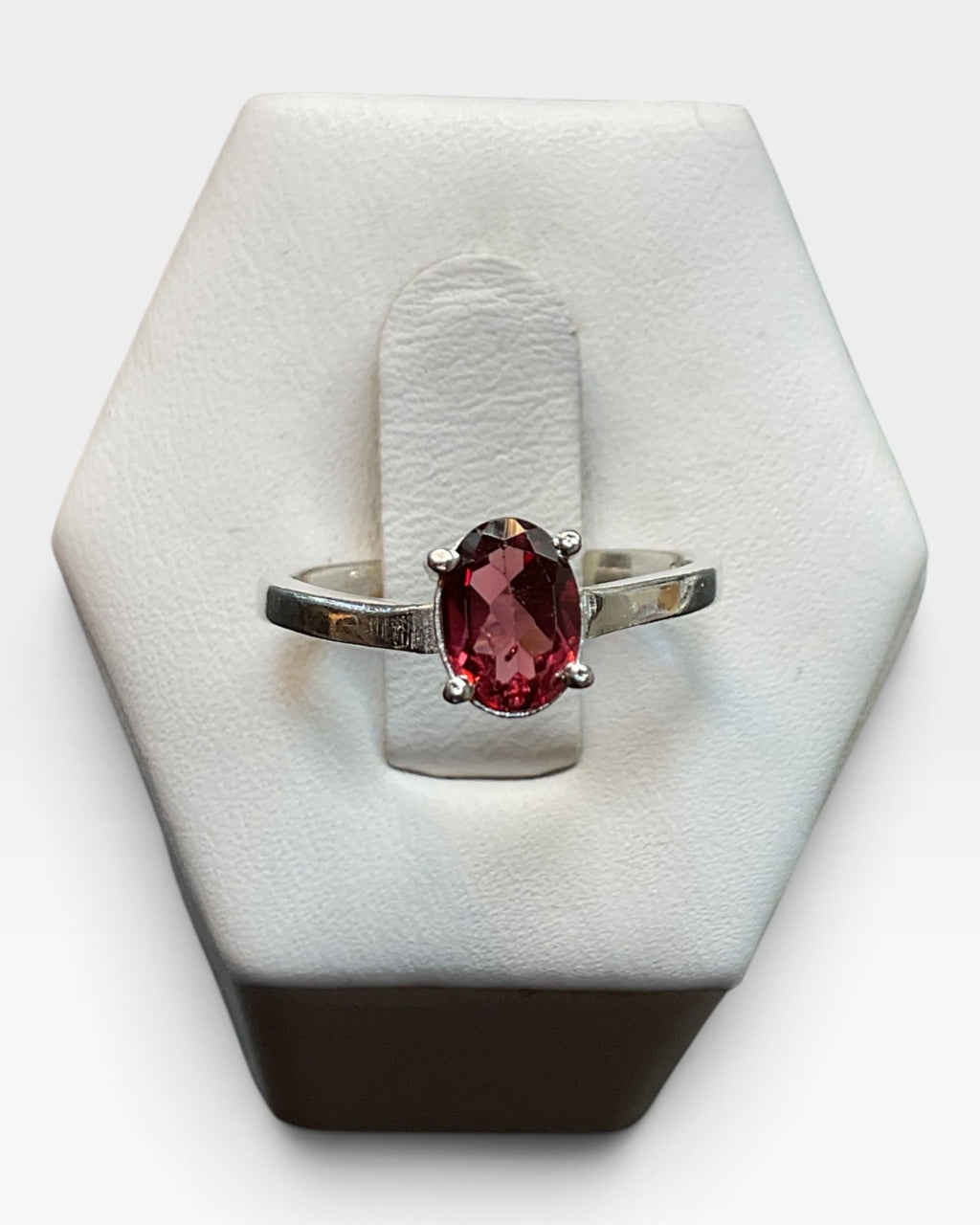 Sterling Silver Prong Set Garnet Gemstone Ring - Pre-Loved