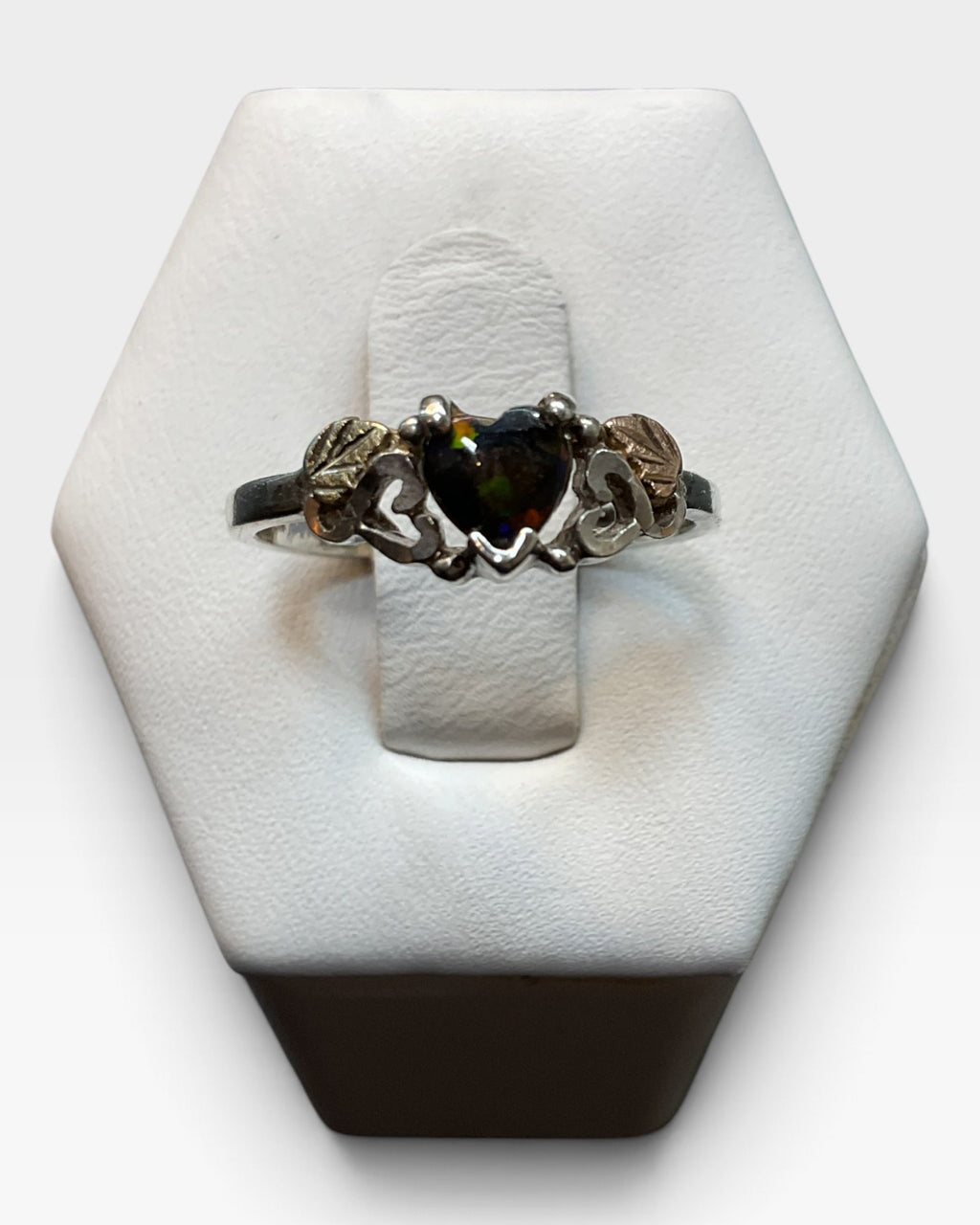 Sterling Silver Black Hills Gold Opal Gemstone Ring - Pre-Loved
