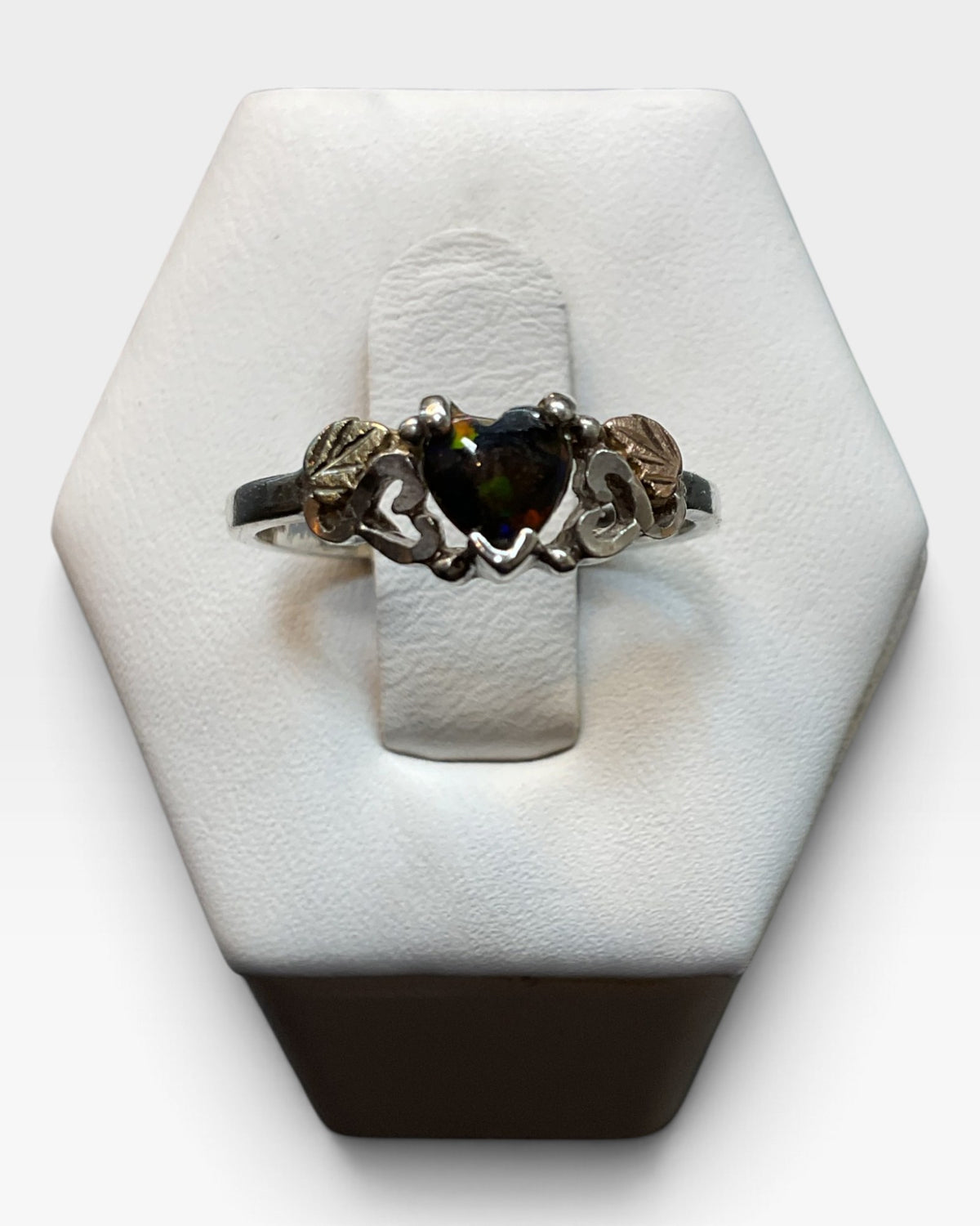 Sterling Silver Black Hills Gold Opal Gemstone Ring - Pre-Loved