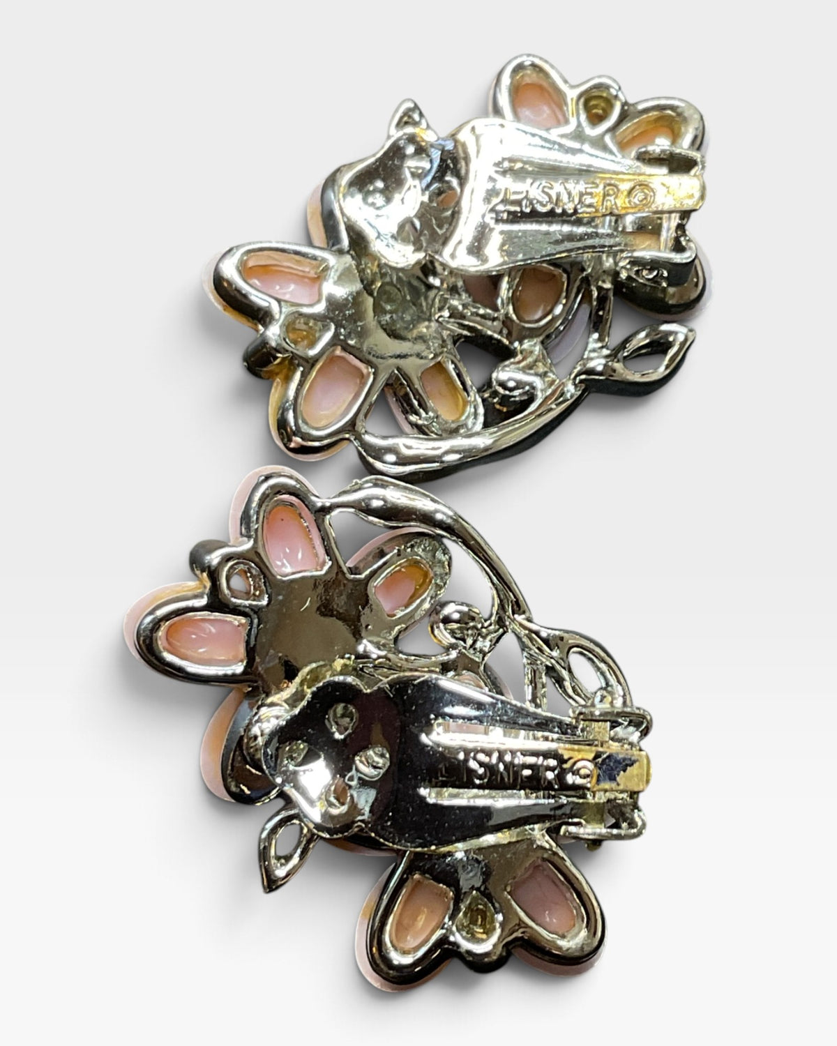 Vintage Lisner Silver Tone Pink Flower Clip On Earrings - Pre-Loved