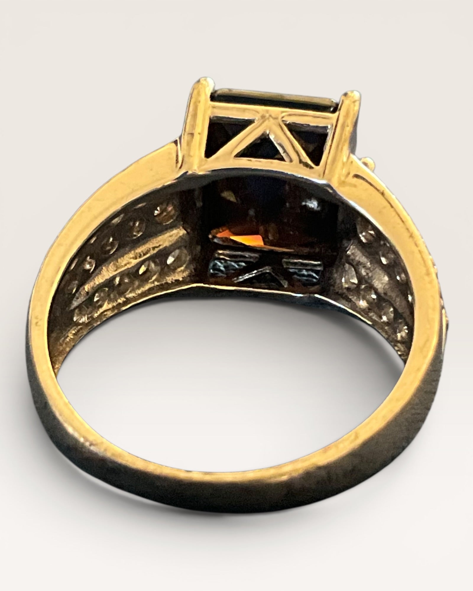 Ross Simmons Sterling Silver Garnet CZ Ring - Estate Sale (Great Condition)