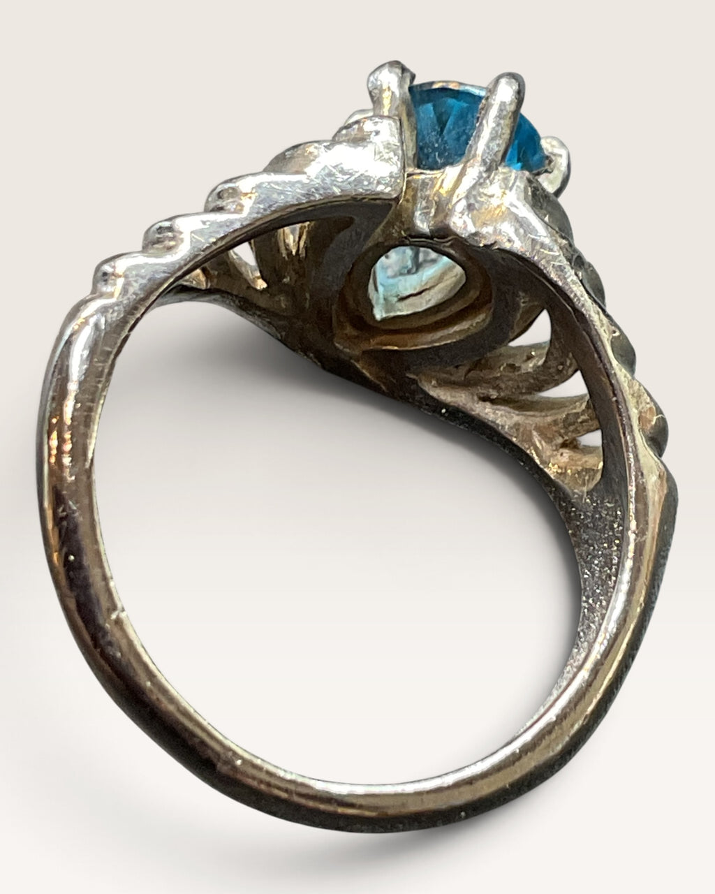Sterling Silver London Blue Topaz Gemstone Ring - Pre-Loved