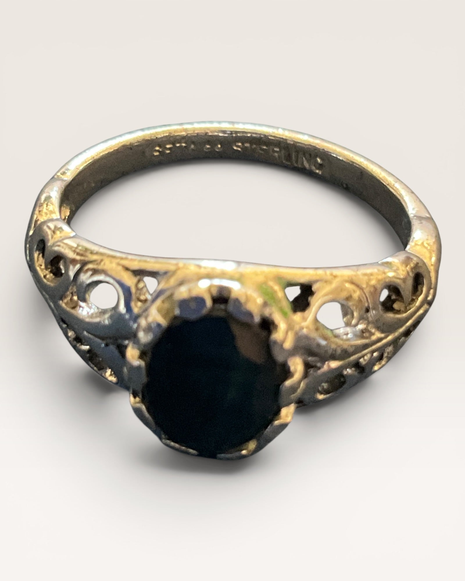 Sterling Silver Blue Sapphire Ring - Estate Sale (Great Condition)