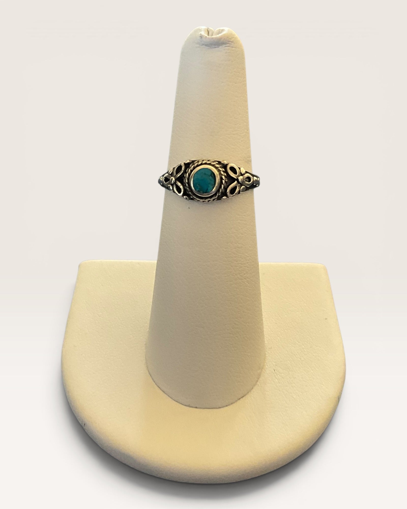 Sterling Silver Turquoise Ring - Estate Sale (Great Condition)