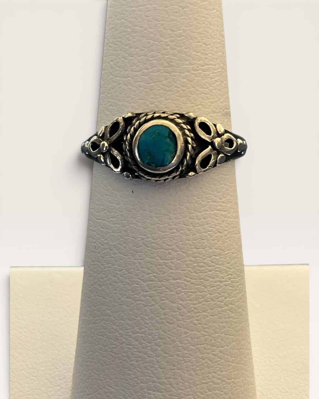 Sterling Silver Turquoise Ring - Estate Sale (Great Condition)