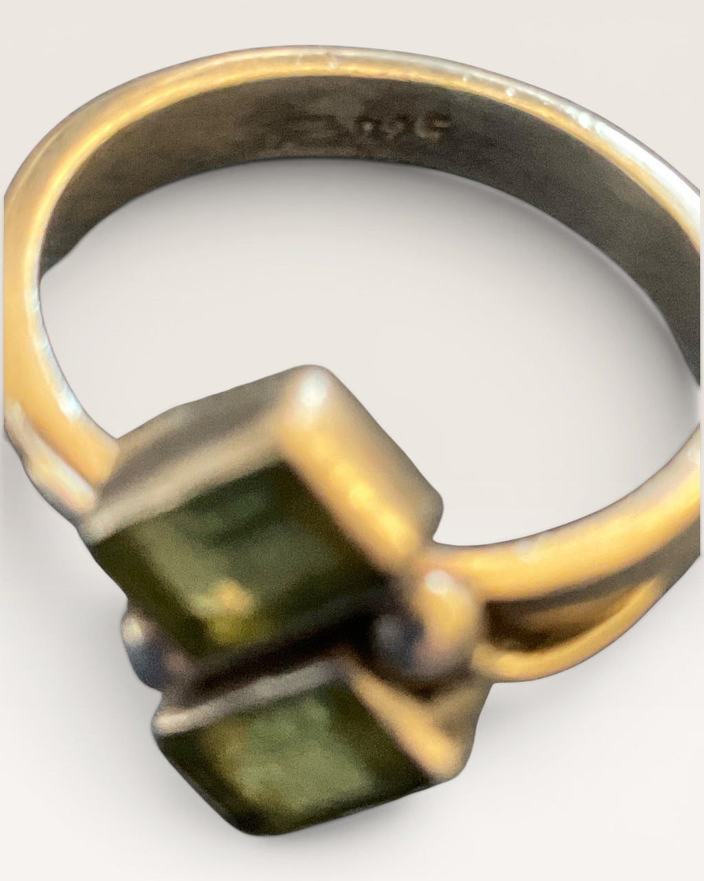 Sterling Silver Peridot Dual Gemstone Ring - Estate Sale (Great Condition)