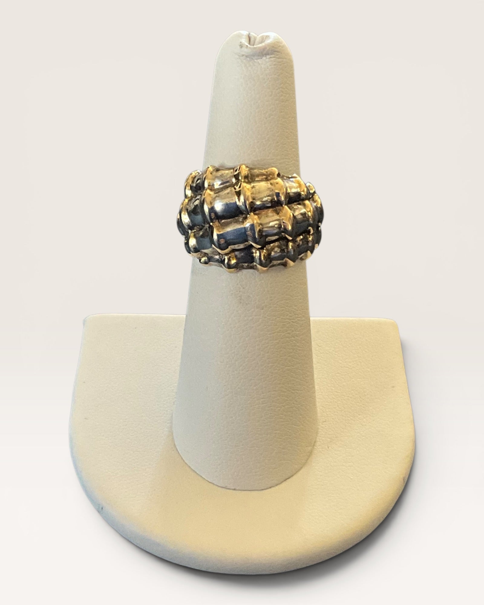 Sterling Silver Dome Ring - Estate Sale (Great Condition)