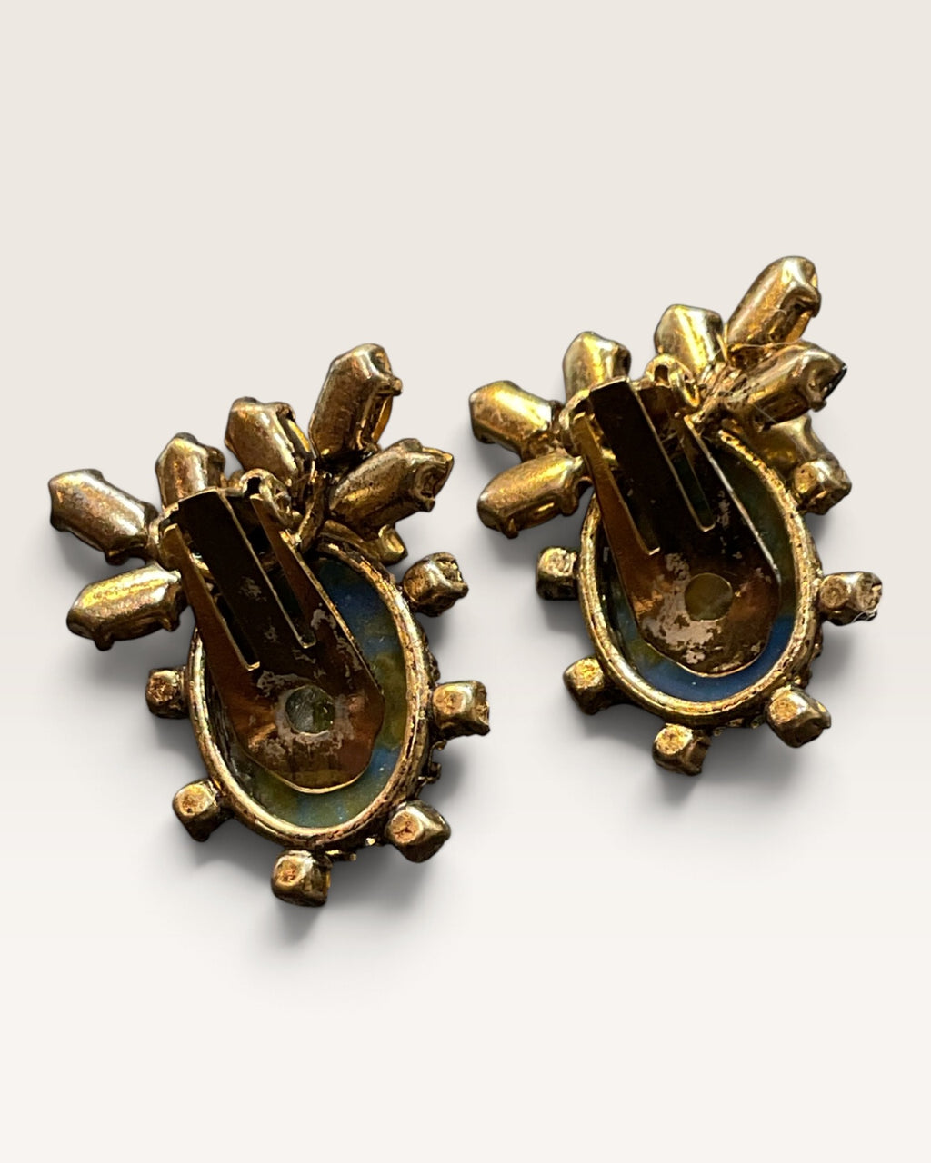 Vintage Austria Clip on Earrings - Pre-Loved