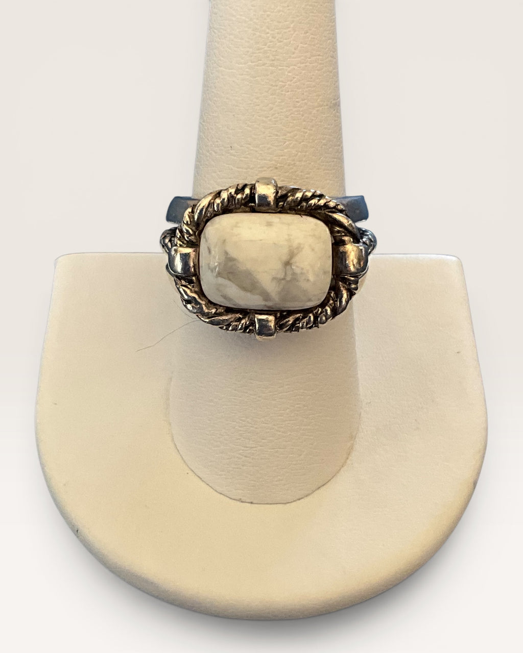 Michael Dawkins Sterling Silver & White Howlite Ring - Estate Sale (Great Condition)