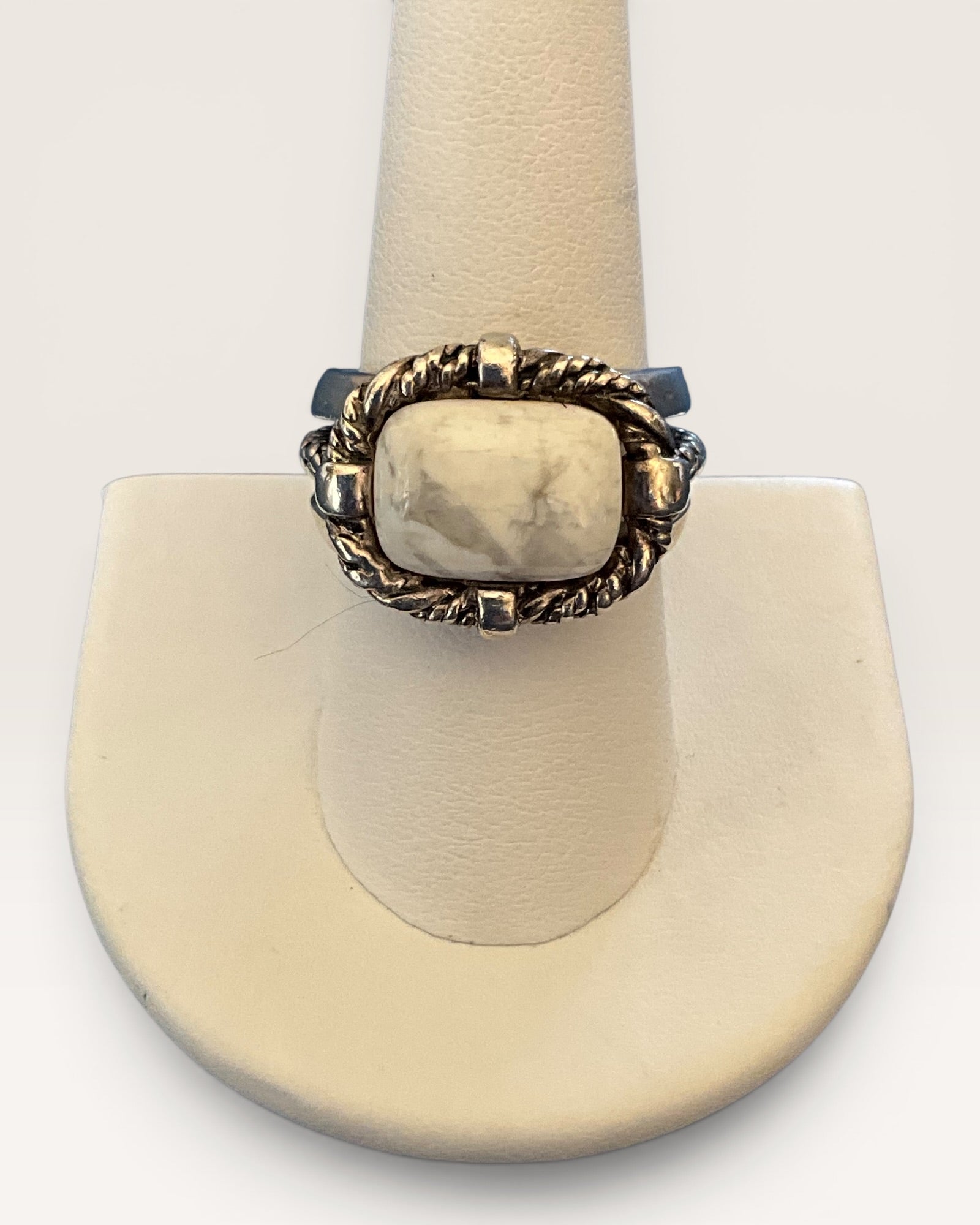 Michael Dawkins Sterling Silver & White Howlite Ring - Estate Sale (Great Condition)