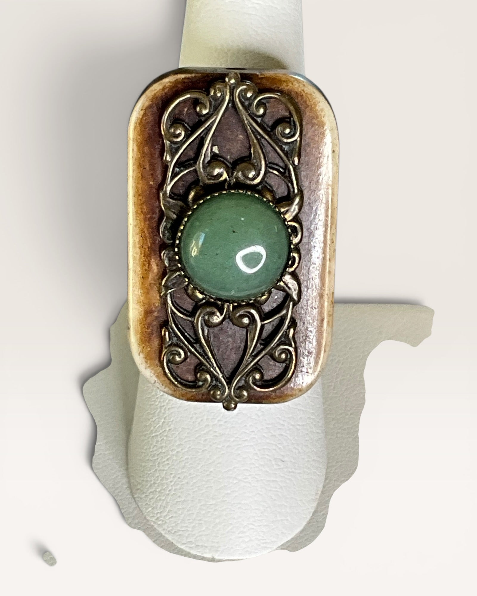 Jan Michaels Vintage Jade Adjustable Ring - Estate Sale (Great Condition)