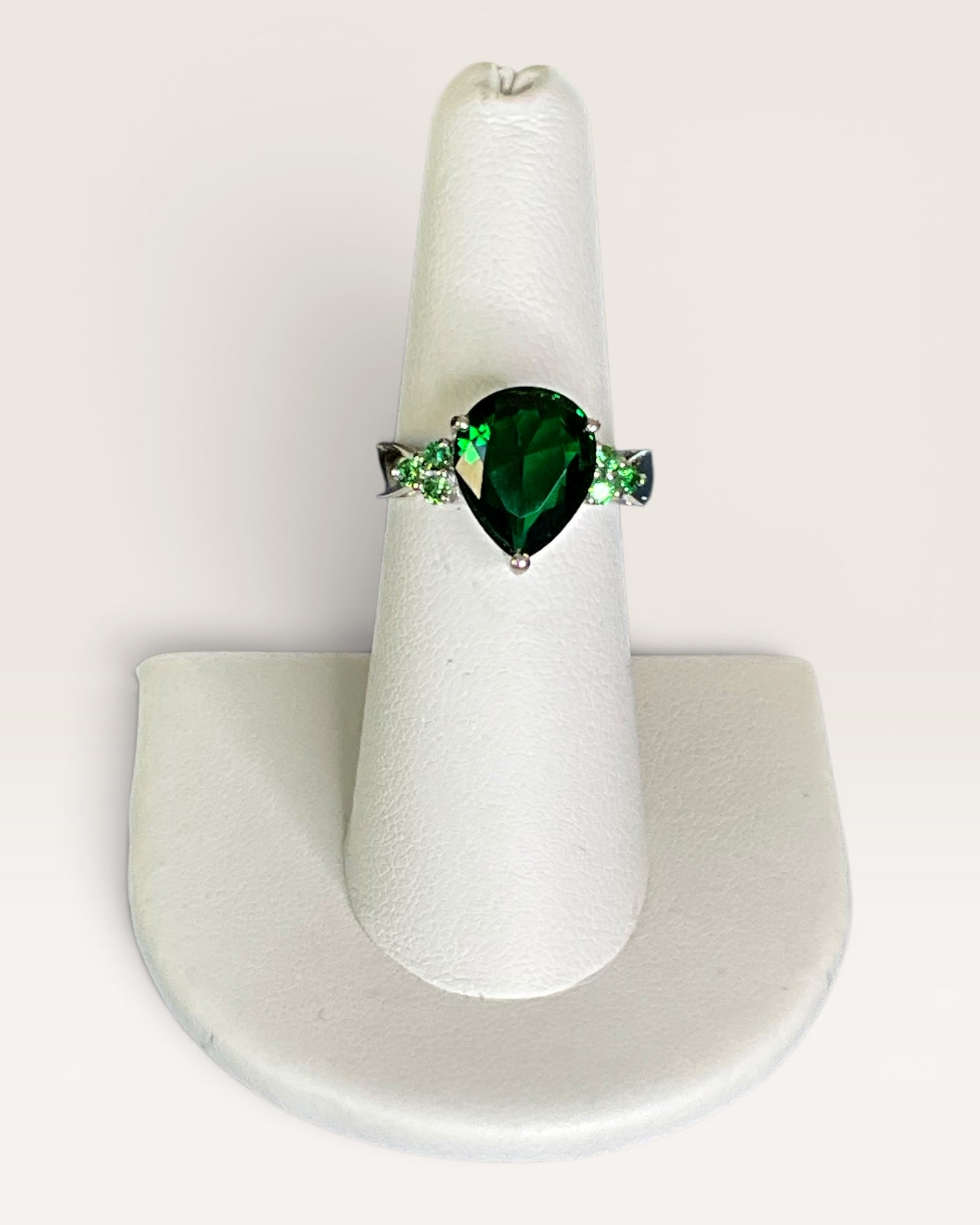 Karis Stainless Emerald Look Pear Shaped Statement Ring - Estate Sale (Great Condition)