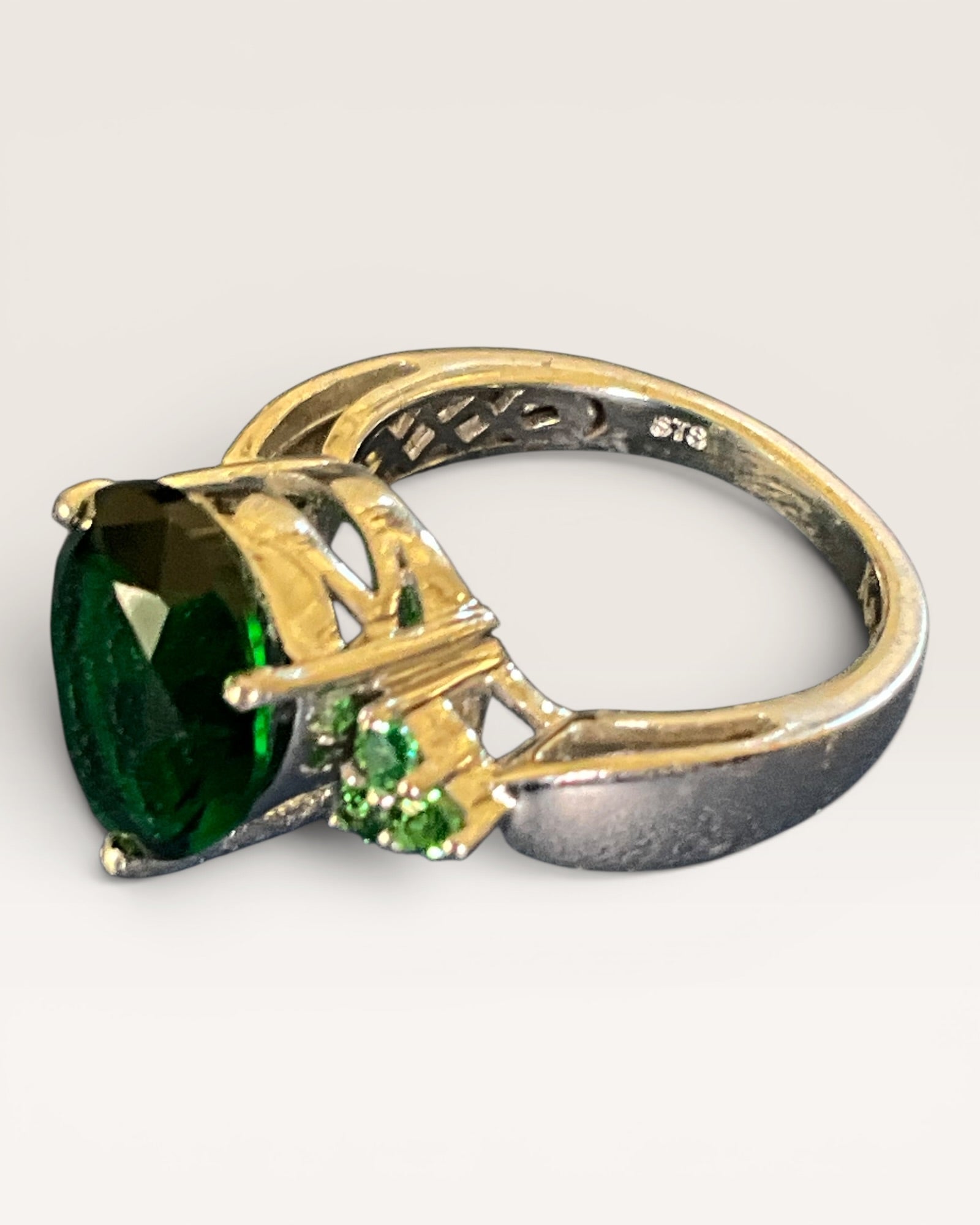 Karis Stainless Emerald Look Pear Shaped Statement Ring - Estate Sale (Great Condition)